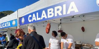 A Pontida anche il gazebo calabrese