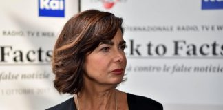 Aborto, Boldrini contestata in piazza: “Ragazze cercavano lo show”