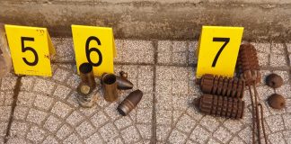 Milano, esplode ordigno bellico: grave ex Forza Nuova