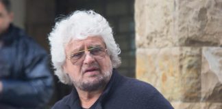 Elezioni 2022, Grillo: “Viva il Movimento 5 stelle”