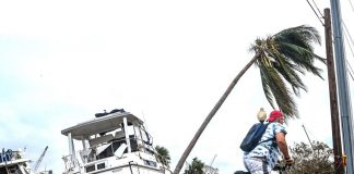 Uragano Ian, Biden: “Il più letale in Florida, rischio reale per la vita”