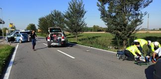 Scontro auto-moto a Montanara: grave un 62enne