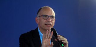 Bus elettrico Pd, botta e risposta Meloni-Letta
