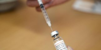 Covid, Novavax: ‘Ok Ema a uso nostro vaccino come richiamo in over 18’