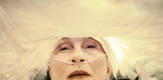 Al Lido si compie Il regno di Von Trier: “Il Parkinson? Sto bene, a parte il tremore”