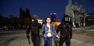 Russia, procura Mosca: “Chi protesta contro mobilitazione rischia 15 anni”