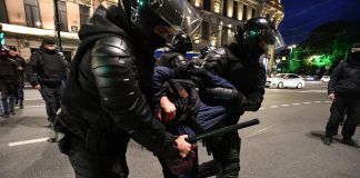 Russia, proteste contro mobilitazione: 730 arresti