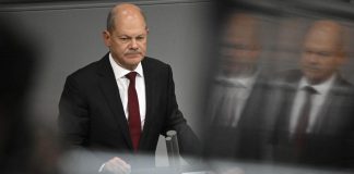 Ucraina-Russia, Scholz: “Non accettiamo esito referendum farsa”