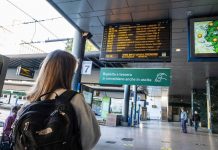 Treni, otto ore di sciopero l’11 giugno contro la frammentazione del servizio Intercity Sciopero treni, adesioni fino al 90%: "basta adesioni al personale ferroviario"
