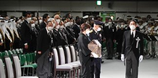 Shinzo Abe, funerali di Stato e proteste in piazza