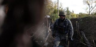 Ucraina, attacco Russia su Zaporizhzhia. Biden: “Referendum sono farsa”