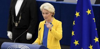 Ue, von der Leyen: “Sanzioni resteranno, Putin fallirà, noi prevarremo”