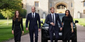 Elisabetta, William e Kate con Harry e Meghan: riuniti in omaggio alla regina