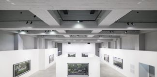 Alle Gallerie d’Italia di Torino in mostra le foto di Gregory Crewdson