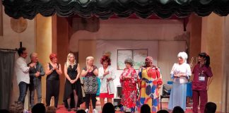 “Movida in Pronto Soccorso”, le infermiere-attrici sul palco per i ragazzi autistici