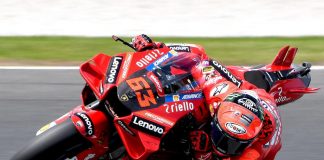 MotoGp Australia, vince Rins. Bagnaia terzo sale in testa al Mondiale
