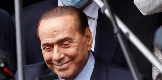 Governo, Berlusconi prepara rientro in Senato e lavora a sottosegretari