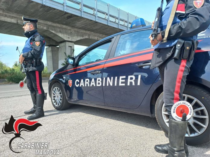 Ubriaco e con la patente ritirata guidava uno scooter: sanzioni per 6 mila euro per un 64enne di Castel D'Ario