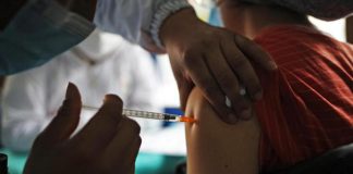 Covid, Gasparri: “Situazione diversa grazie a vaccini, no vax meditino”