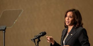 Usa, Harris: “Nessuno dovrebbe andare in prigione per uno spinello” – Video