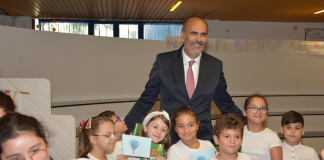Palermo, il Questore consegna ai bambini l’agenda scolastica ‘Il Mio Diario’