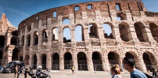 Covid oggi Lazio, 1.437 contagi e 8 morti. A Roma 901 casi