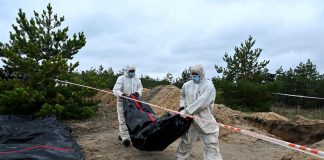 Ucraina, scoperta fossa comune a Lyman con 146 corpi