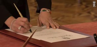 Governo Meloni, il rito del giuramento: parole e firme che pesano