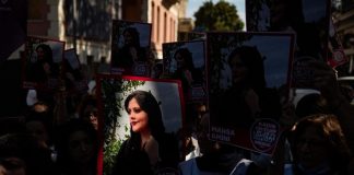 Mahsa Amini, autopsia a Teheran: “Non è morta per percosse”