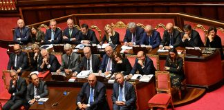 Governo Meloni, fiducia al Senato: al via dibattito – Diretta
