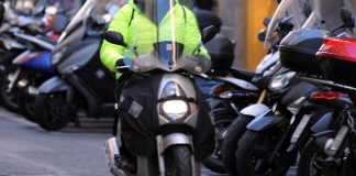 Bonus moto e scooter 2022 dal 19 ottobre, a chi spetta