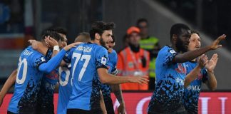 Napoli-Bologna 3-2, tris azzurro e primo posto solitario