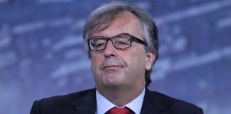 Medici no vax, Burioni: “Chi dice no a vaccino sicuro che medico è?”