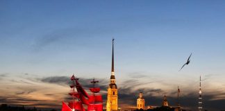 Russia, San Pietroburgo cancella Natale: servono soldi per guerra