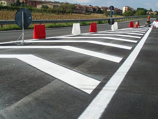 Strade provinciali, 500mila euro per la nuova segnaletica verticale e orizzontale