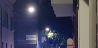 Ciclista investita in via Trento: trasportata in ospedale con trauma cranico