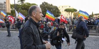 Ucraina,Letta “Giusto essere in piazza anche a costo di contestazioni”