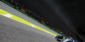 Russell vince la gara sprint di Interlagos davanti a Sainz