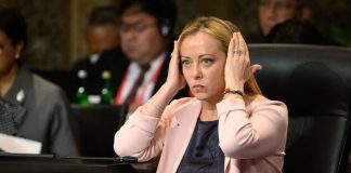 Meloni “Impegno su diritti bambini, un piano contro il cyberbullismo”