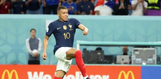La Francia supera 2-1 la Danimarca e accede agli ottavi