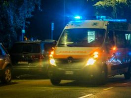 Si schianta con l’auto contro il cancello della Lubiam e fugge a piedi: rintracciato