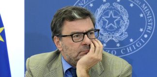 Nadef, Giorgetti: “Pil +0,6% nel 2023, rischio nuova impennata prezzi energia”