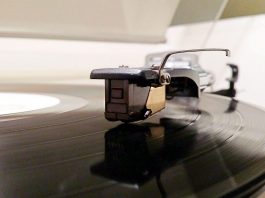 Il 4 ottobre alla Birillistica Marmirolese ritorna la Mostra Scambio del Disco Il 3 dicembre in Casamatta piccola fiera del disco natalizia