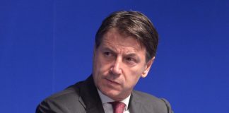 Reddito cittadinanza, Conte: “Pronti a dare battaglia nelle piazze”