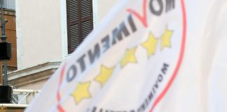 “Invertire la rotta riguardo le politiche del lavoro”: il M5S in piazza con CGIL, CISL e UIL