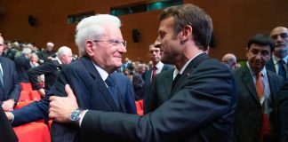 Colloquio Mattarella-Macron: “Necessaria piena collaborazione”
