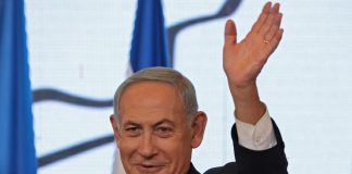 Netanyahu, l’ex premier più longevo e divisivo d’Israele