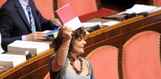 Frana Ischia, l’ex 5S Nugnes: “Subii pressioni per mio no a condono”
