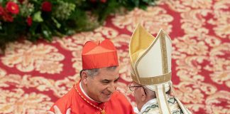 Vaticano, Becciu registra di nascosto Papa sofferente: ecco l’audio choc