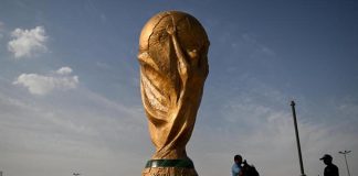 Qatar 2022, l’uscita a vuoto di Mendy scatena ironia web